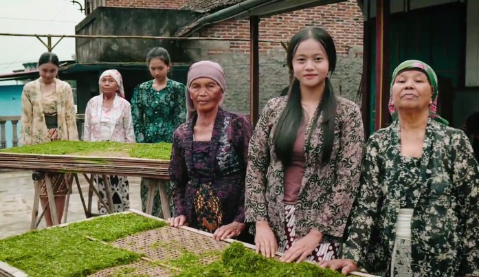 FESTIVAL LEMBUTAN BANSARI KAPING 7 DESA GENTINGSARI